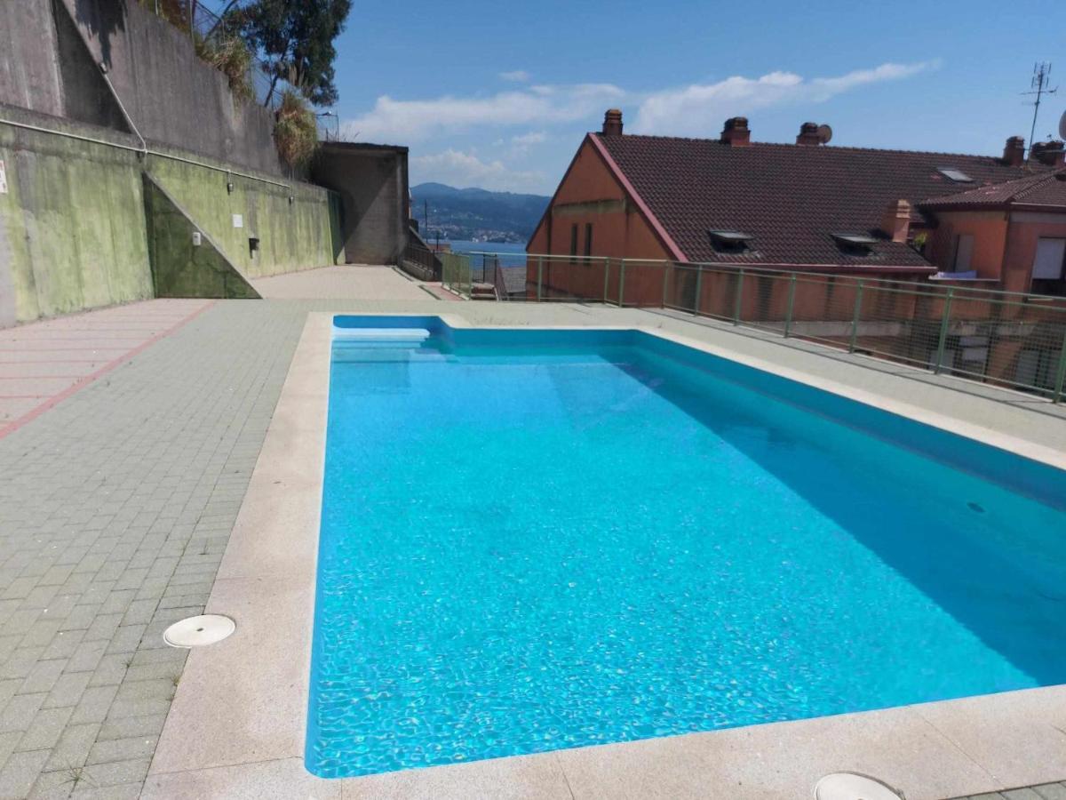 Apartamento En Raxo Pontevedra Exterior photo